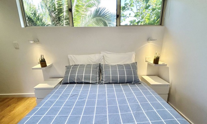 Port Hughes House | Latone Sea Lodge - Entire Home in Port Hughes