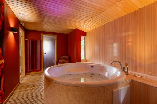 Babite House | Latvian Bathhouse Experience, Traditional Sauna, Hot Tub, Outdoor Pool and Relax Zone