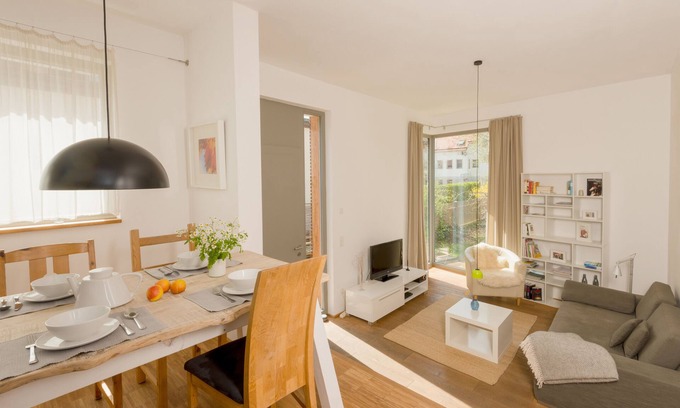 Laubegast Apartment | Laubegast domicile