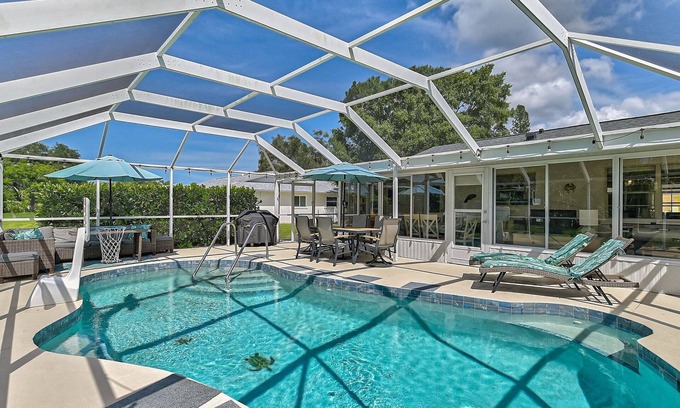 Bradenton House | Laughing Pelican Pool Home: 15% Off thru Nov!