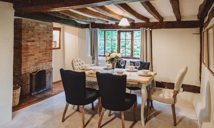 Loughborough House | Laundry Cottage