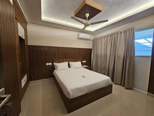 Nedumbassery Apartment | Laura Airport Suits & Apartments