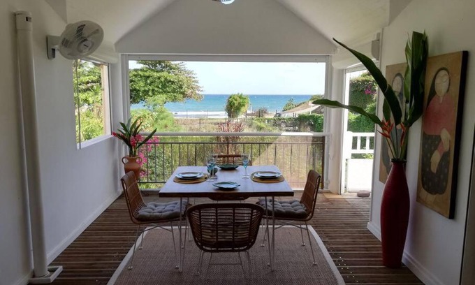 Dampierre Apartment | "Lauranne" T2 face à la mer avec plage au Gosier