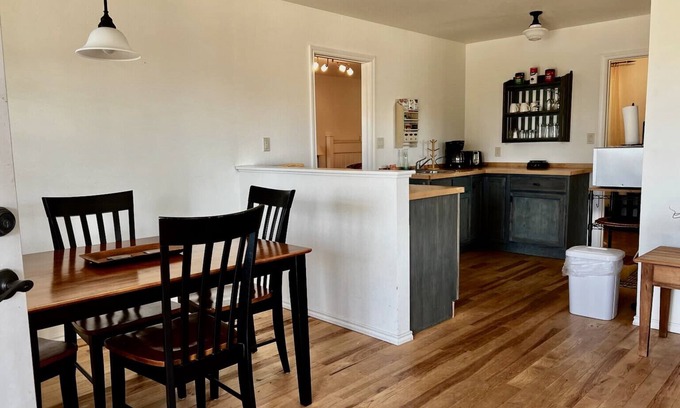 Bandera House | Laurel Cottage, at CRC Ranch Retreat