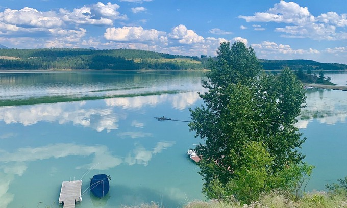 East Kootenay House | Laurier Lakehouse - Waterfront Retreat on Koocanusa