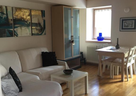 Prade House | Lausen Vil