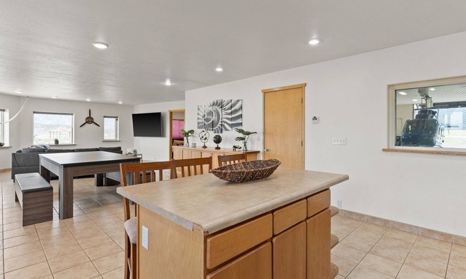 Lava Hot Springs House | Lava airport Getaway