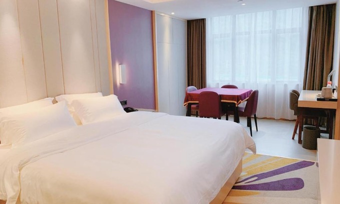 Huiyang Hotel | Lavande Hotel Huizhou Xinxu Government Square