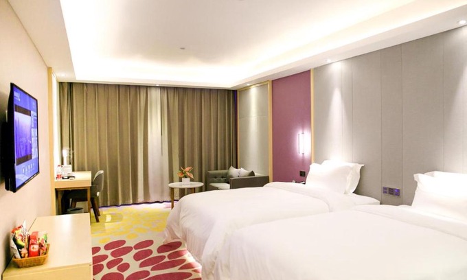 Longhua District Hotel | Lavande Hotels·Shenzhen North Railway Station Longhua Bus Terminal