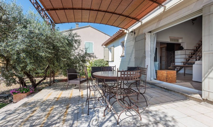 Cabrieres-d'Avignon House | Lavande - maison climatisée avec grand jardin
