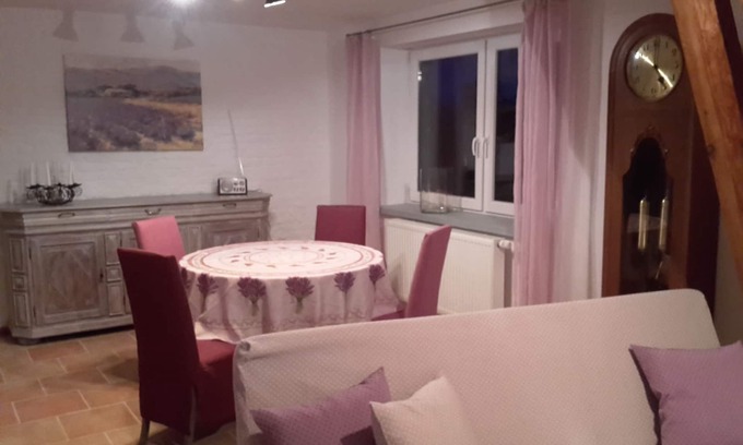 Moresnet-Chapelle Apartment | Lavender apartment with balcony, 4 persons