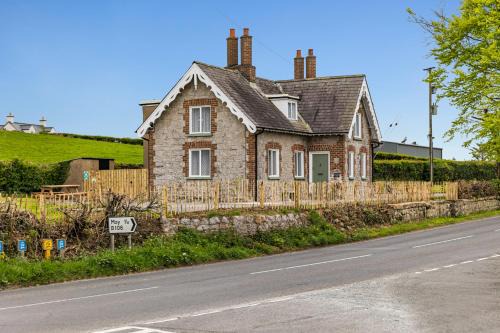 Dungannon House | Lavender Cottage
