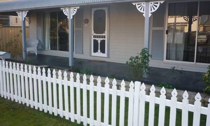 Patonga Cottage | Lavender Cottage Patonga