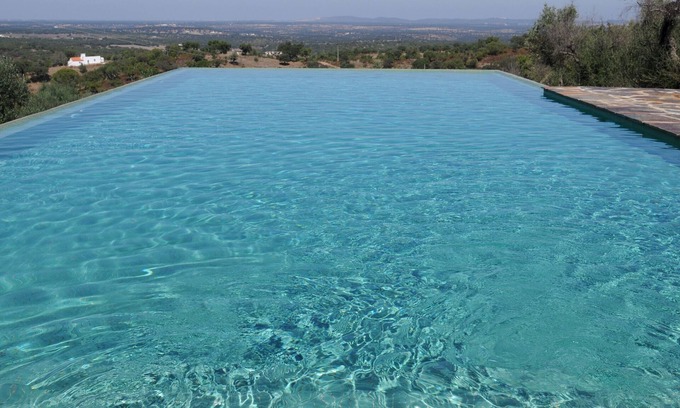 Evoramonte Cottage | Lavender Cottage set in the Quinta de Evoramonte