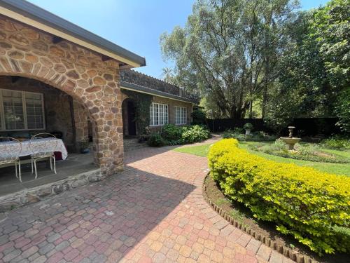Hillcrest Apartment | Lavender Cottage