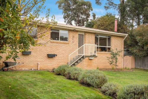 Blackmans Bay House | Lavender Cove