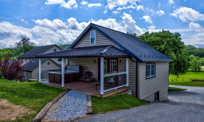 Steelville Apartment | Lavender Farm Retreat.Home of Peace and Relaxation