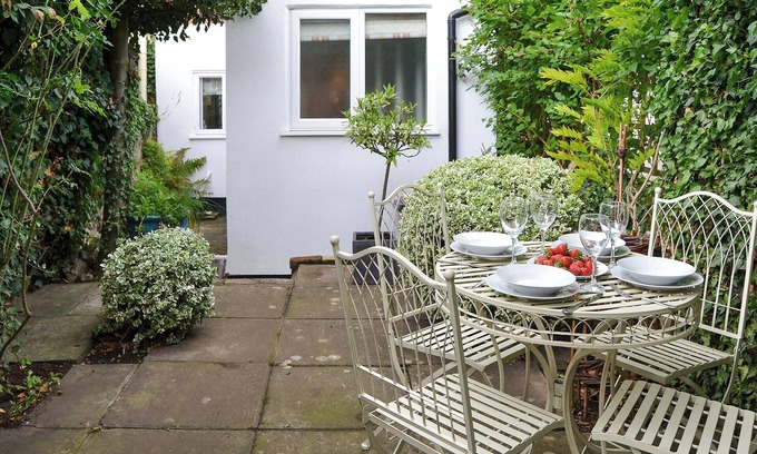 Lavenham Cottage | Lavenham Red Brick Cottage