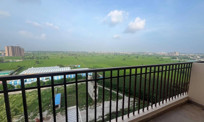 Zirakpur Apartment | Lavish Private Apartment