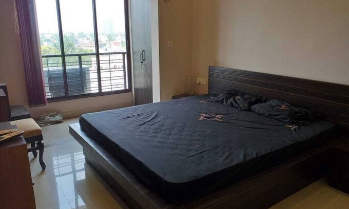 Kolkata Apartment | Lavish & Stylish , Furnished A.C Apartment at 7th floor with front sky views .