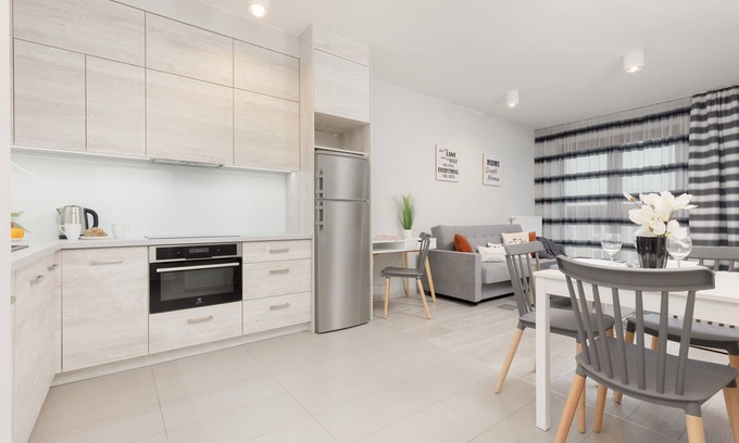 Bemowo Apartment | Lazurowa Street | Warsaw | Parking & Balcony