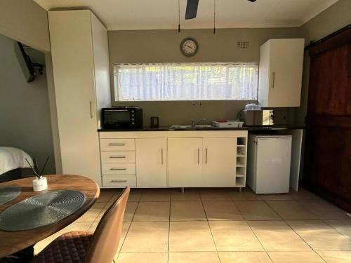 Nelspruit Apartment | Lazy Trail Cottage