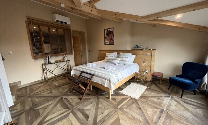 Langeac Hotel | Le 19 - 38m2 Terrace Jacuzzi | Historical Center | Clim