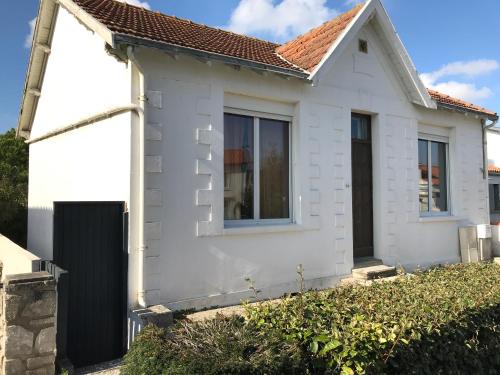 Quartier du Stade House | Le 64