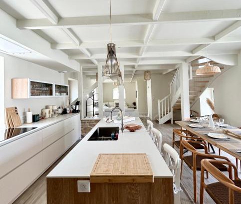 Saint-Marine House | Le 70 Sainte Marine