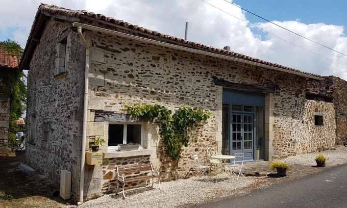 Cherves-Chatelars House | Le Barry