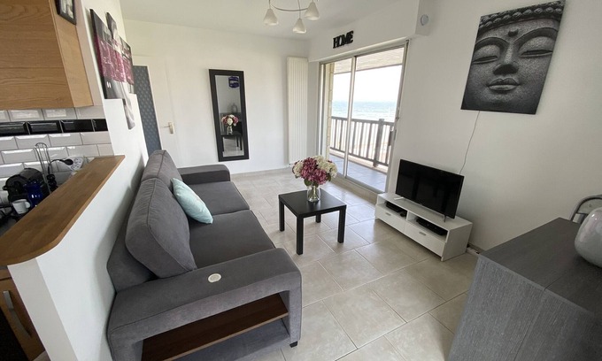 Villers-sur-Mer Condo | Le Bellevue
