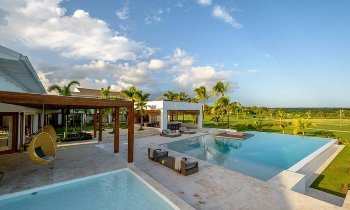 Las Palmas Villa | Le Blanc in Casa de Campo by Personal Villas - Unforgettable Vacation Experience