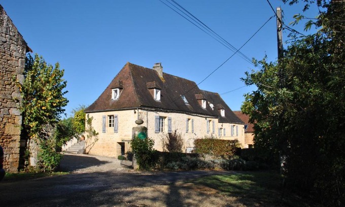 Sainte-Mondane House | Le Bonheur dans notre Pré