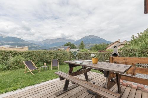 Savines-le-Lac Apartment | Le Cairn du Morgon - Appt vue montagne 4p