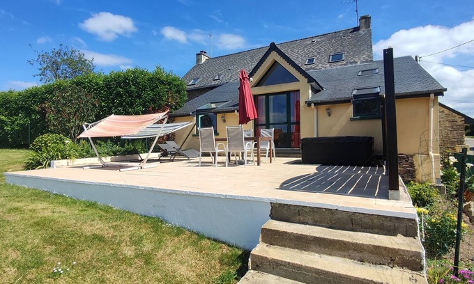 Guer House | le Calme de la Campagne Bretonne Morbihannaise