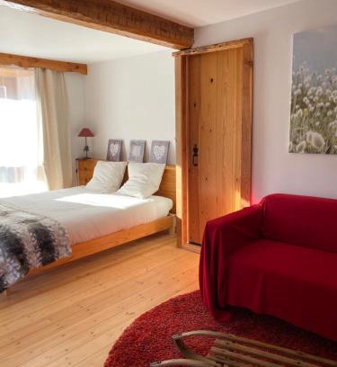 Crots Apartment | Le Cerf de la Lune