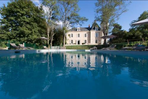 Bourrou Villa | Le Château de Monciaux