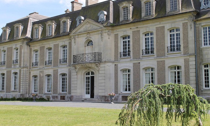 Barbeville Bed & Breakfast | Le Château des Monts