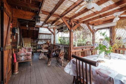 Montoldre House | Le Chalet Boisé - Maison avec jardin clôturé