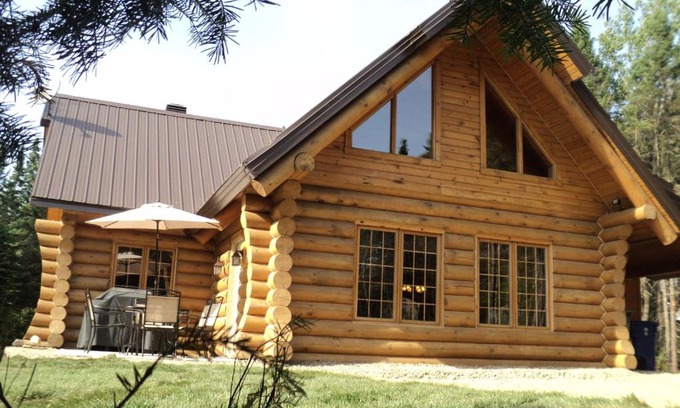 Saint-Tite-des-Caps Ski Chalet | Le Chalet Le Bois Rond Des Ruisseaux