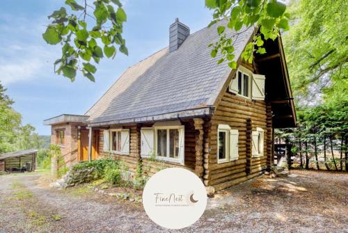 Spa Ski Chalet | Le Chalet Rustique - 3 chambres by FineNest