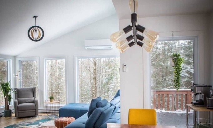 Pont-Rouge Ski Chalet | Le Chalet Victoria spa