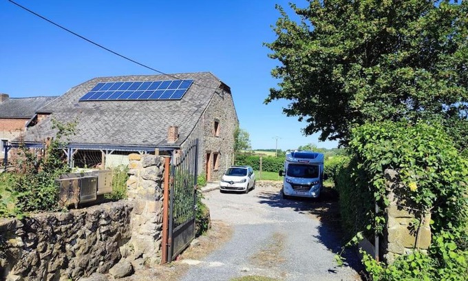 Montignies-Saint-Christophe Apartment | LE CHAMPS DES LIEVRES