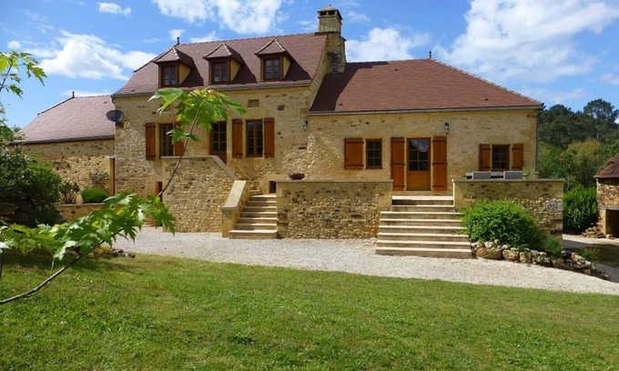 Nabirat House | LE CHATAÎGNIER Perigordian house with heated pool near Domme and Sarlat