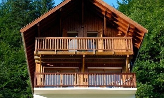 Le Chatelard Ski Chalet | Le Chatox, the best view from any chalet in the alps ! Ski, cycle, trek, chill.