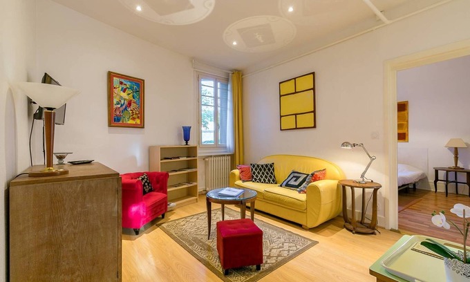 Faubourg-Raines Apartment | Le Chaussier- En plein coeur de la ville - SR Loc