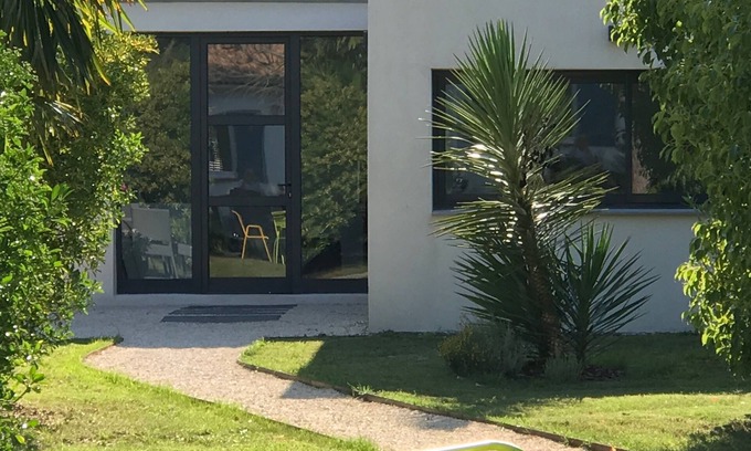 Marguerittes Bed & Breakfast | Le Cherche Midi 15km from the Pont du Gard and 7km from Les Arenes de Nimes