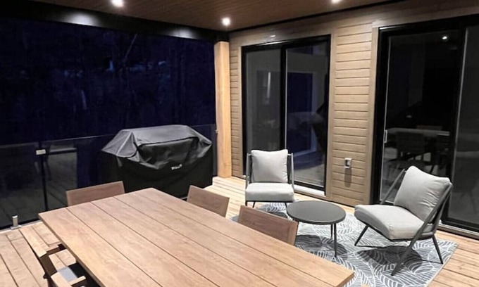 Saint-Faustin-Lac-Carre Apartment | Le Chill Shack - Golf, Ski, SPA