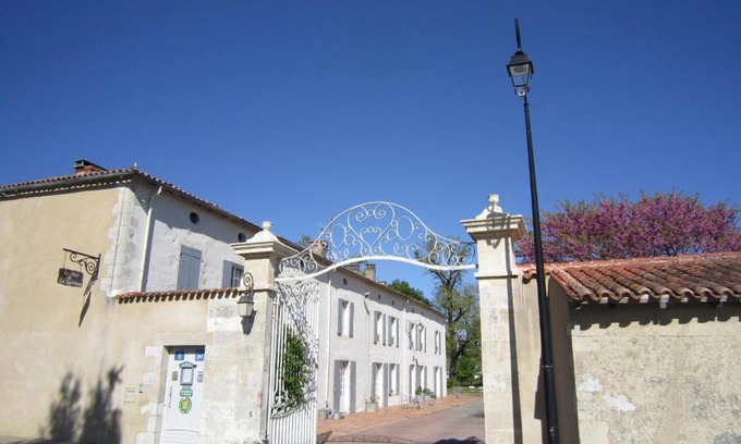 Puyravault Bed & Breakfast | Le Clos de la Garenne Maison d'hôtes