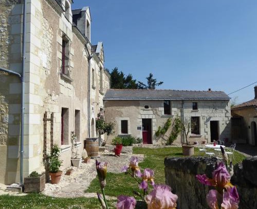 Vaudelnay Bed & Breakfast | Le Clos de La Pinsonnière